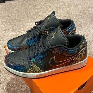 Jordan 1 Low Snakeskin